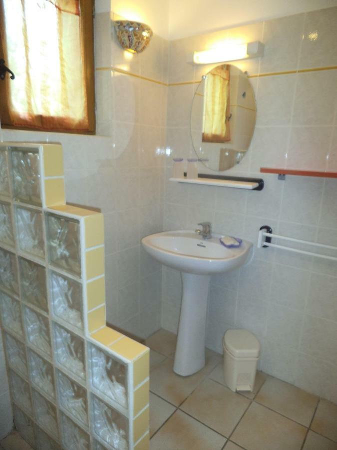 Le Clos De Carmensac Meyrals Exteriör bild